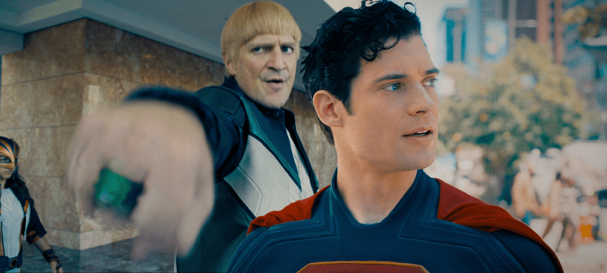 Superman: Visuais dos Personagens e Anel do Lanterna Verde são Revelados em Colecionáveis