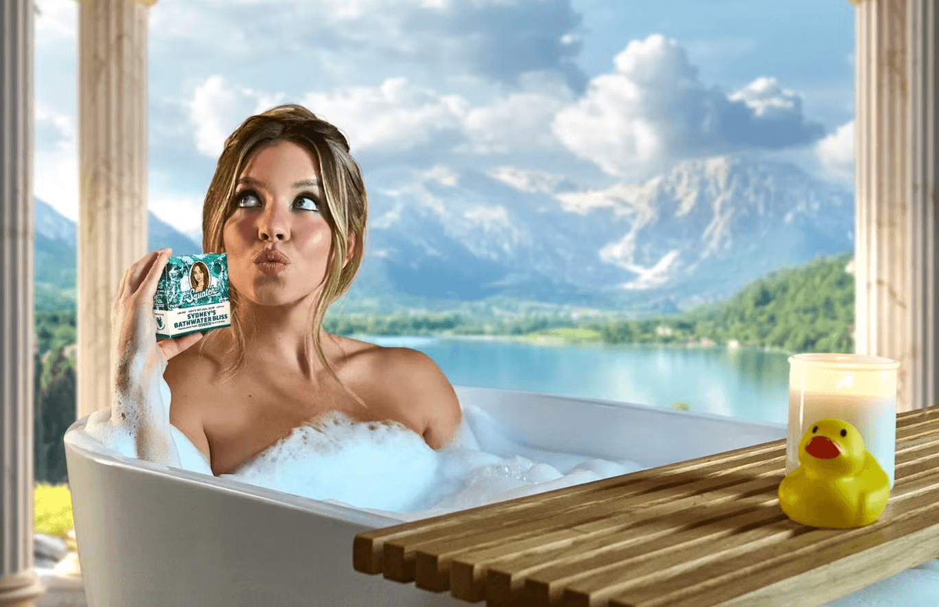 Sydney Sweeney lança sabonete com sua água de banho