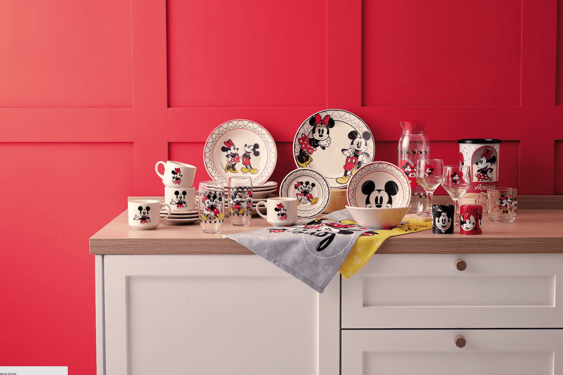 Cozinha Mágica: Coleção Mickey e Minnie da Casa & Estilo Encanta Fãs da Disney!